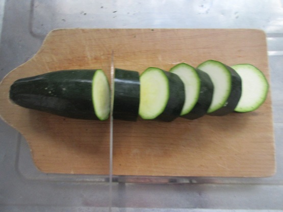 ＜イギリス料理・レシピ＞ ズッキーニのマリネサラダ【Marinated Courgette Salad】_e0038047_20343192.jpg