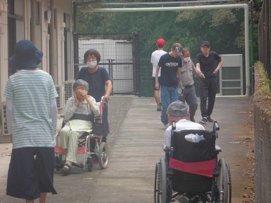 9/3 日中活動_a0154110_13035512.jpg