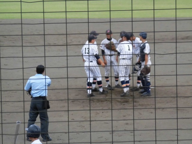 東部5位で富士市立高校野球部が、秋の県大会出場決定! in裾野球場_f0141310_07165102.jpg
