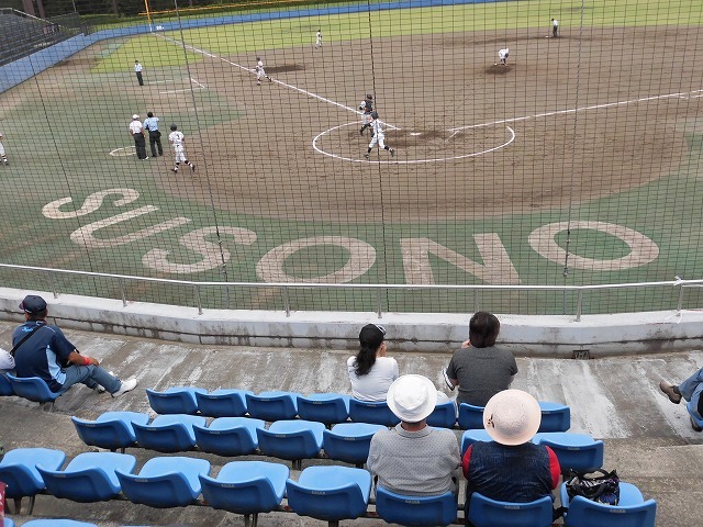 東部5位で富士市立高校野球部が、秋の県大会出場決定! in裾野球場_f0141310_07165747.jpg