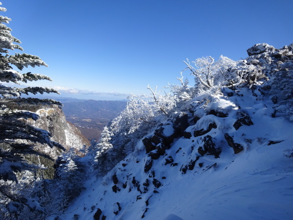 八ヶ岳ブルーと雪山から見る山岳展望_c0066176_14171646.jpg