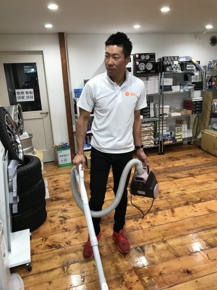 9月5日(水)TOMMYBASE スタッフブログ ☆K様LS460ご成約☆_b0127002_11084453.jpeg