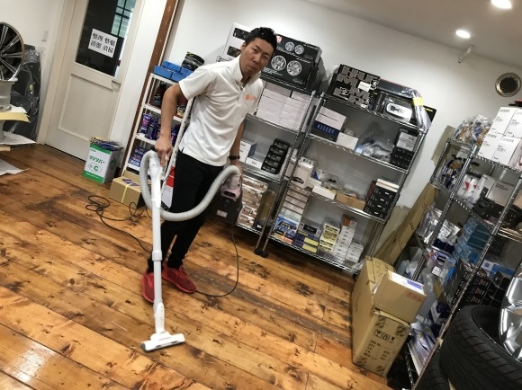 9月5日(水)TOMMYBASE スタッフブログ ☆K様LS460ご成約☆_b0127002_11084501.jpeg