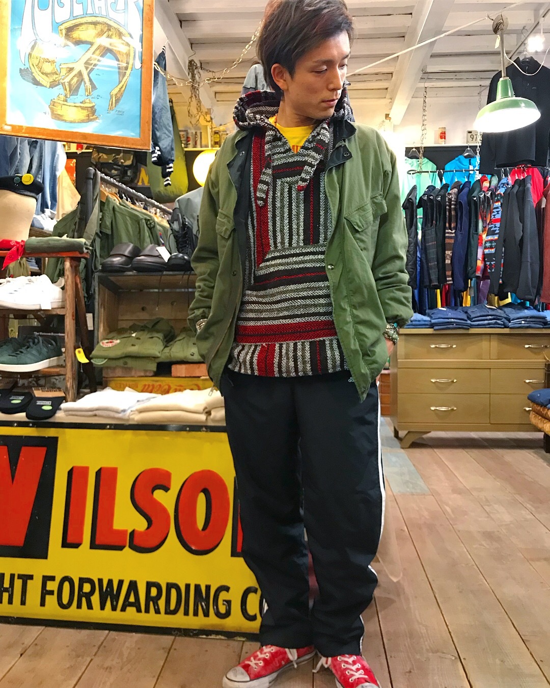 アディダスパンツコーデ Plywood Used Clothing Service Furniture アディダスパンツコーデ Plywood Used Clothing Service Furniture