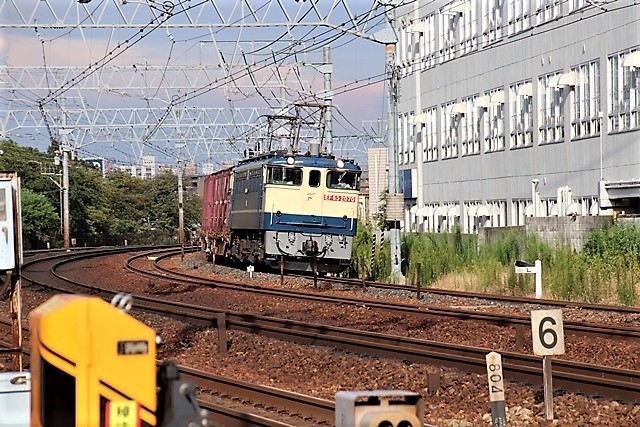 藤田八束の鉄道写真＠最近激写した貨物列車、路面電車の写真集・・・・北海道胆振東部大震災復興に向けて頑張れ_d0181492_23022090.jpg