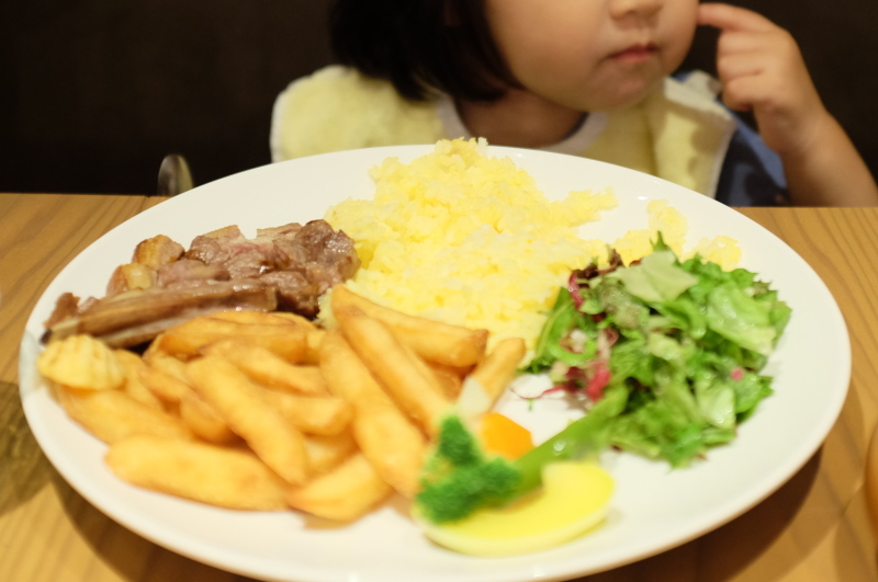 稲荷町おすすめフレンチ&#127467;&#127479;\"RESTAURANT à la Quiétude レストラン ア ラ キエチュード\"_b0246303_01333760.jpg