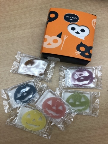 デアゴスティーニ 「 かわいい刺しゅう 」がお得な理由、リボン刺しゅうのプロセス&動画撮影でした_a0157409_01171261.jpeg