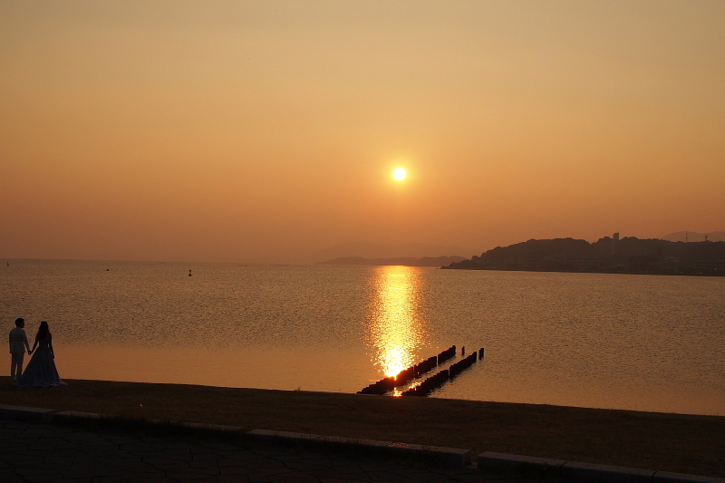 【Photo】宍道湖の夕陽　～太陽の道、ブライダルシルエット、嫁ヶ島_b0008655_19353958.jpg