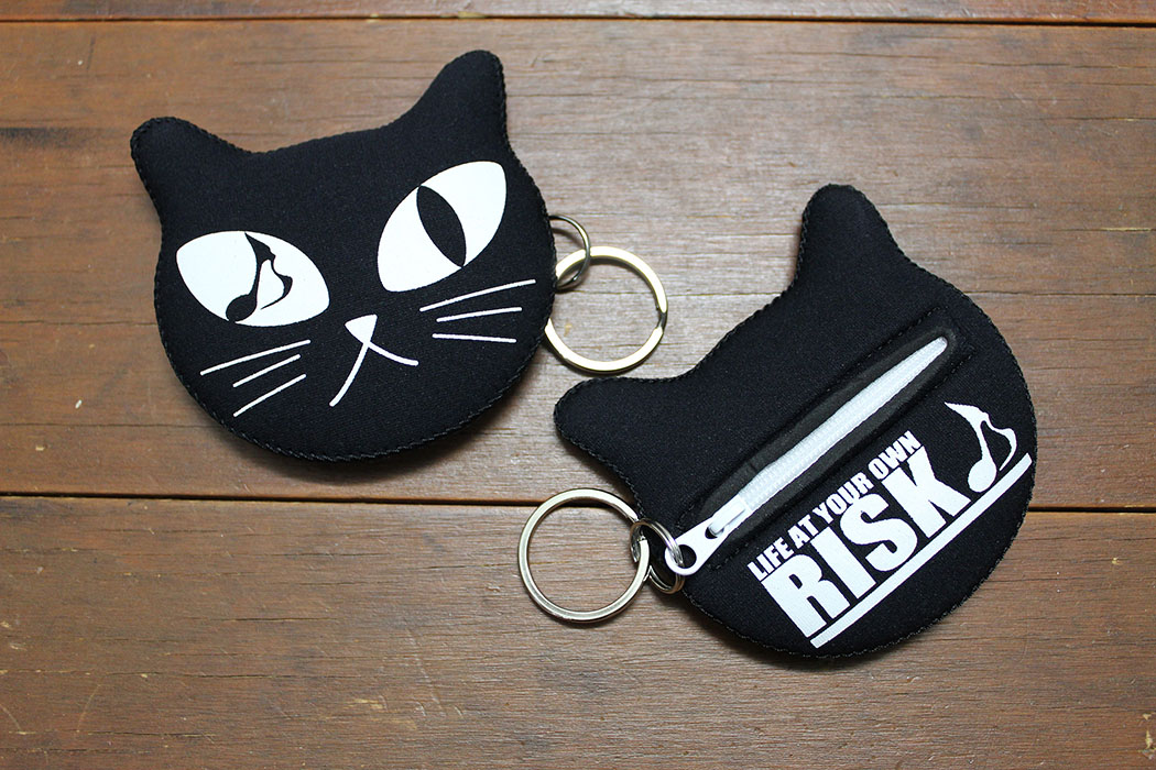 WET POUCH・黒猫WET COINPOUCH 再入荷！_e0293755_1448720.jpg