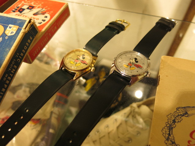 \"Vintage MickeyMouse by SEIKO Made in Japan #FLEAMARKET\"ってこんなこと。_c0140560_13340299.jpg