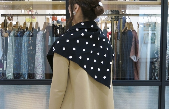 Porter des bouton から、マヌカの花モチーフのシリーズが届きました。_c0227633_11411577.jpg