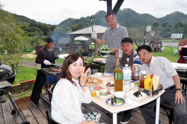 会社の親睦会にBBQは最適　9/07_b0214652_18493214.jpg