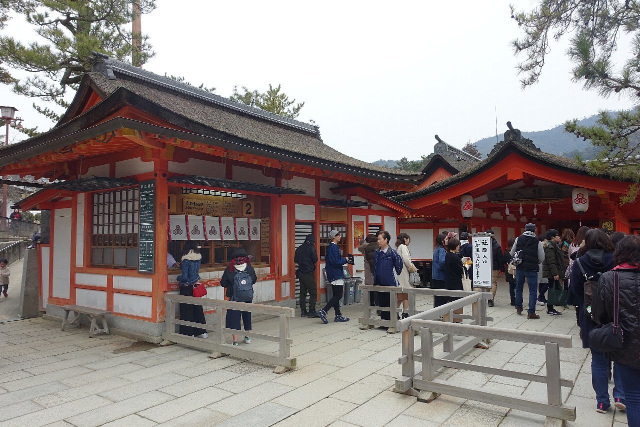 レトロな建物を訪ねて