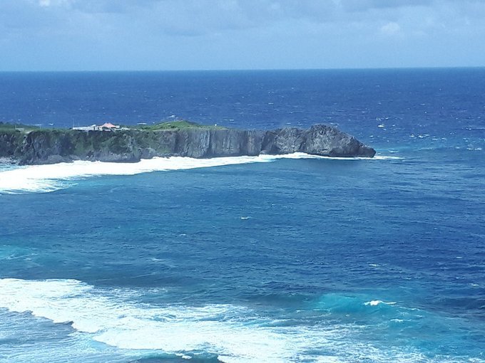 2018/9/2-6:波が荒い！沖縄本島北部・スピリチュアル！大石林山・丸い！古宇利島・珊瑚塀が黒い！伊是名島・海が青い！慶良間：twitterまとめ（追記）_b0116271_13585232.jpg