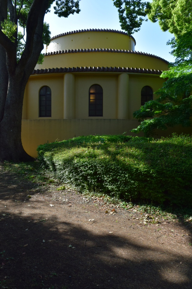 東京多摩市の旧多摩聖蹟記念館(建築家・関根要太郎作品再訪)_f0142606_19465627.jpg