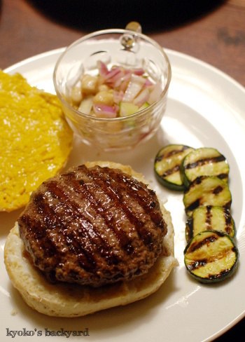 ホエー入りバンズでしましまバーガー_b0253205_05125987.jpg