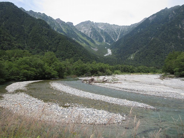 中部山岳　大キレットを越えて　奥穂高岳から岳沢へ　　　　　Mount Hotaka in Chūbu-Sangaku National Park_f0308721_04124936.jpg