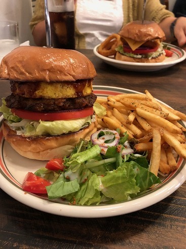 メイホクコーヒー(ハンバーガー)_a0152501_16541998.jpg