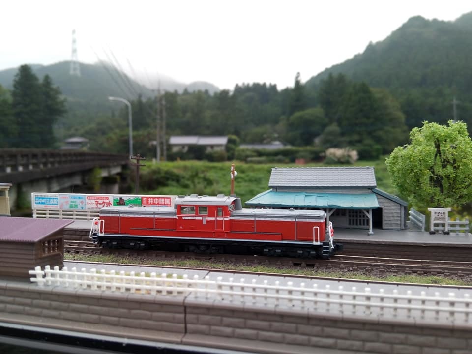 NゲージNEWジオラマ「ローカル線の交換駅」 : e-stationショップ NゲージNEWジオラマ「ローカル線の交換駅」 : e-stationショップ
