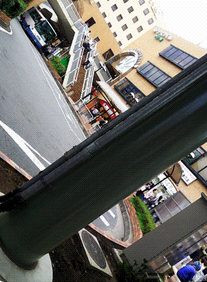 e0199691_00322971.gif