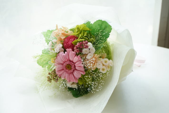 #贈呈用花束! オレンジ系で_a0136507_22283889.jpg