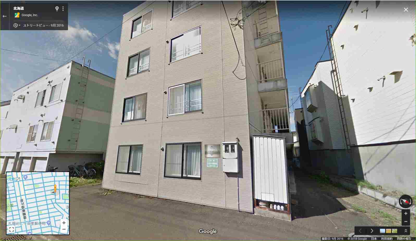 意外と近いところに半壊のアパートが_c0025115_22131176.jpg