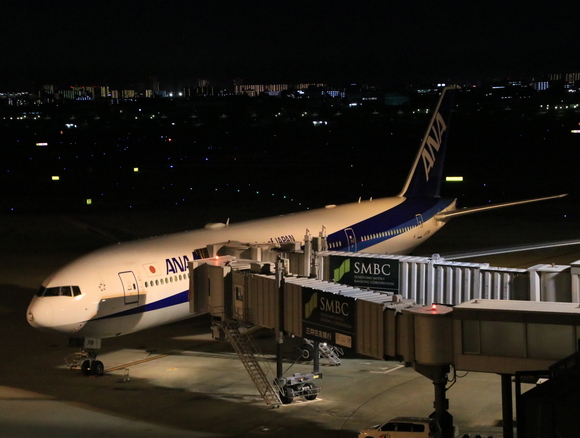 ANA ボーイング777-200_d0202264_2224353.jpg