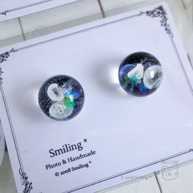 みかづき工房さん 見る角度によって色が変わるクラゲのピアスとイヤリングを納品 Smiling Photo Handmade 2 動物のあみぐるみ レジンアクセサリー 風景写真のポストカード