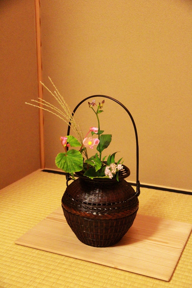 秋の床 _a0107574_18022541.jpg