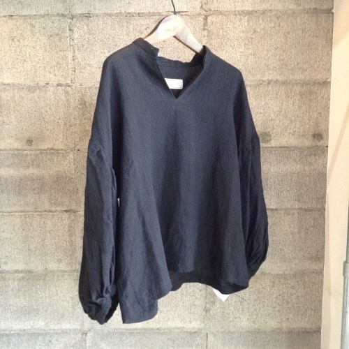 AN Linen／newBAL と エプロンドレス_b0173176_13203777.jpg