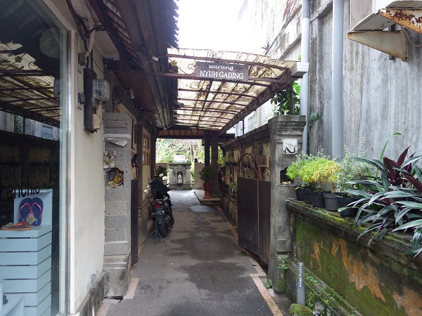 d0360509_1935175.jpg