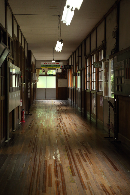 温もり 旧花輪小学校③ _a0357206_22141500.jpg