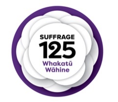 祝!ニュージーランド女性参政権125周年_c0166264_10115635.jpg