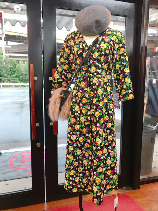 Lily Brown リリーブラウン ローズ柄ワンピース Select Shop Samedi Et Dimanche News Blog