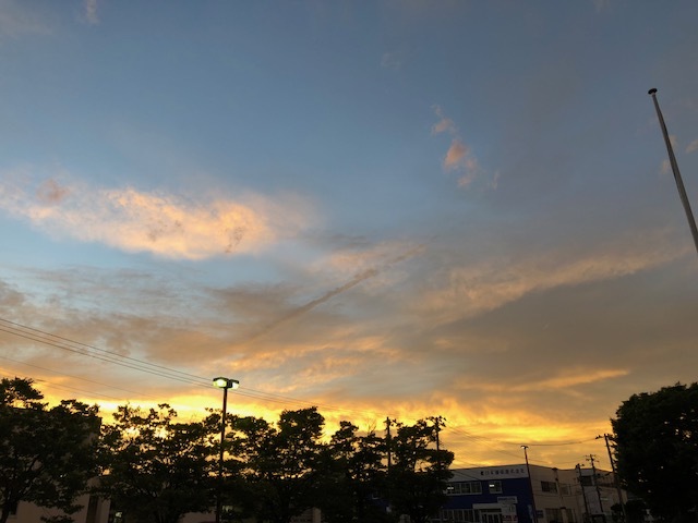 秋の夕焼け_f0016892_02390057.jpg