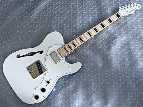 M指板で「Performance WhiteのHollow T」2本目が完成!_e0053731_15534272.jpg