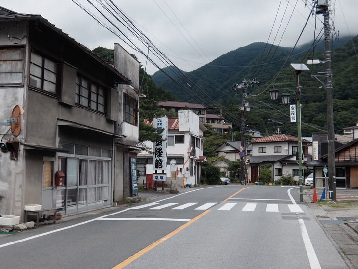 噂の？秘湯？川治温泉 登隆館へ 3_c0325786_18404564.jpg