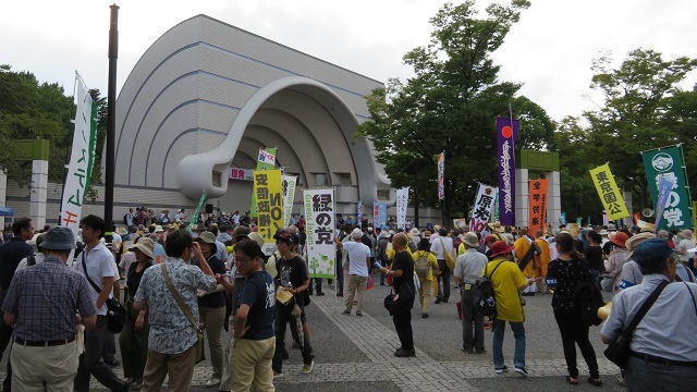 代々木公園で「さようなら原発全国集会」－８０００人が参加_c0236527_21523565.jpg