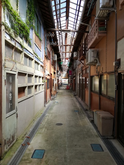 西脇市木造アーケード_d0090101_2174183.jpg