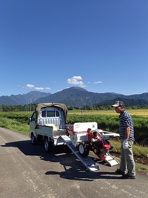 ウォーキングコースの草刈り作業をしました_c0336902_19532815.jpg
