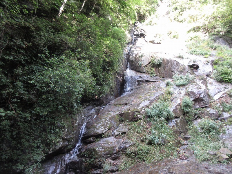 奥秩父　笛吹川東沢鶏冠谷右俣で沢納め　　　　　Stream Climbing in Tosakadani, Chichibu-Tama-Kai National Park_f0308721_20212755.jpg