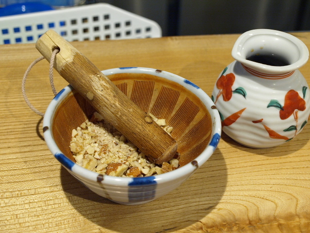 香るつけ蕎麦 蕎麦花　その７(木の実せいろと燻製さば飯)_d0153062_22162030.jpg