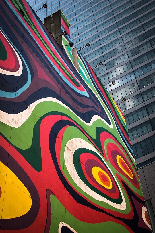 A Downtown Where Colors Are Used Lavishly_d0353489_23273380.jpg