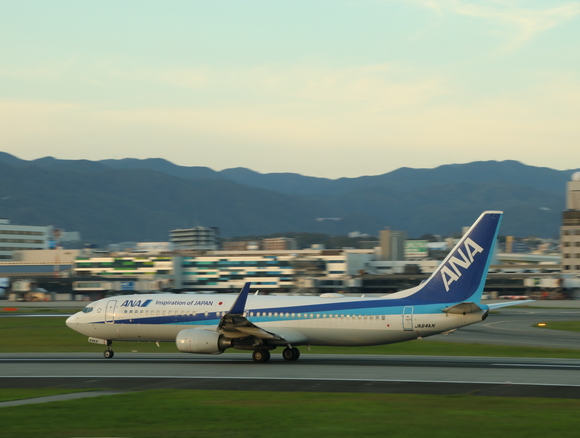 ANAウイングス 737-800 離陸!_d0202264_13255052.jpg