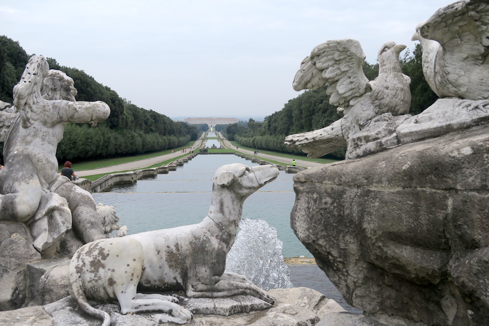 カゼルタ宮殿の広大な庭園と動物たち、イタリア カンパーニア_f0234936_515527.jpg