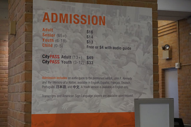 西カリブ海クルーズ③ケネディ大統領暗殺の舞台「The Sixth Floor Museum」_d0210324_11095924.jpg