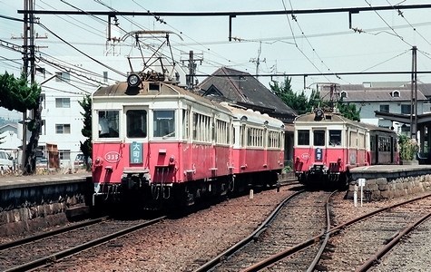 高松琴平電気鉄道志度線 琴電屋島駅_e0030537_18051445.jpg