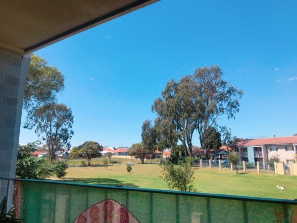 f0304452_12094726.jpeg