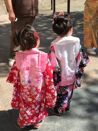 七五三でパリ レンタル着物_f0135666_00353362.jpeg
