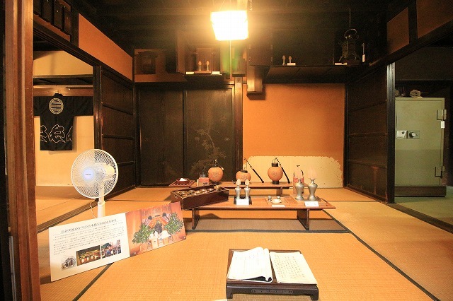 松阪商人が暮らした旧長谷川邸見学(その1)_e0321325_17223229.jpg